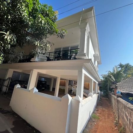 Ocean'S Edge By Vincen Hotel Calangute Ngoại thất bức ảnh