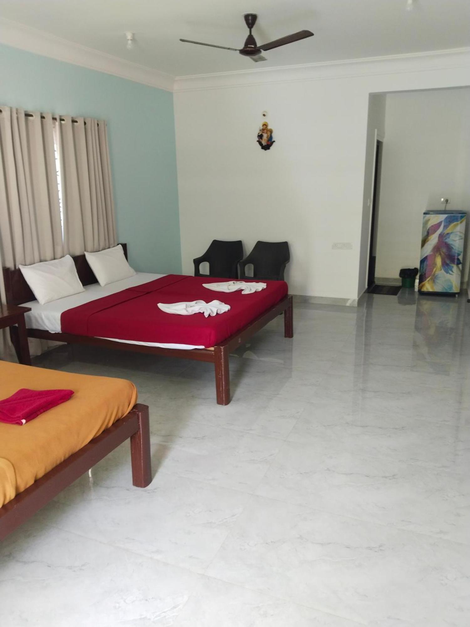 Ocean'S Edge By Vincen Hotel Calangute Ngoại thất bức ảnh